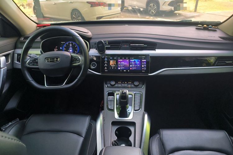 Used Geely Auto Emgrand X7 Sport 2021 Million Edition 1.8TD DCT Two-Wheel Drive Luxury Model Center Console