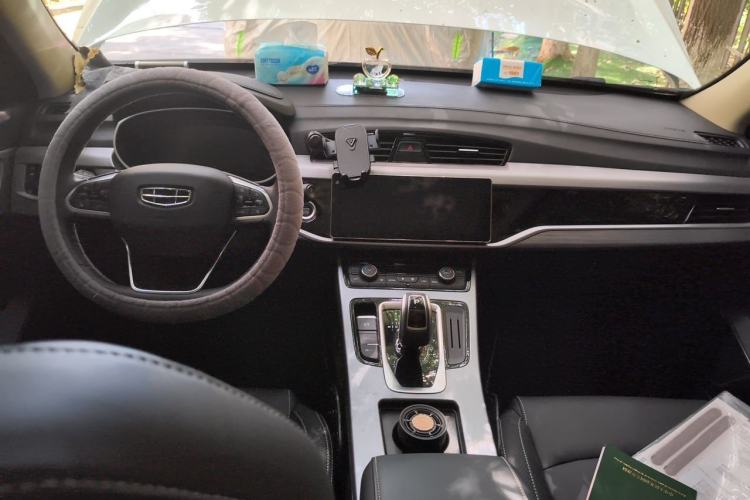 Used Geely Auto Emgrand X7 Sport 2021 1.8TD DCT Two-Wheel Drive Asian Games Comfort Edition Center Console