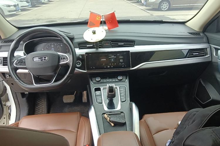 Used Geely Auto Emgrand X7 Sport 2021 1.8TD DCT Two-Wheel Drive Asian Games Edition Center Console