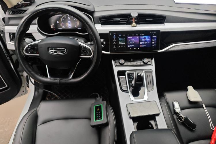 Used Geely Auto Emgrand X7 Sport 2021 1.8TD DCT Two-Wheel Drive Asian Games Comfort Edition Center Console