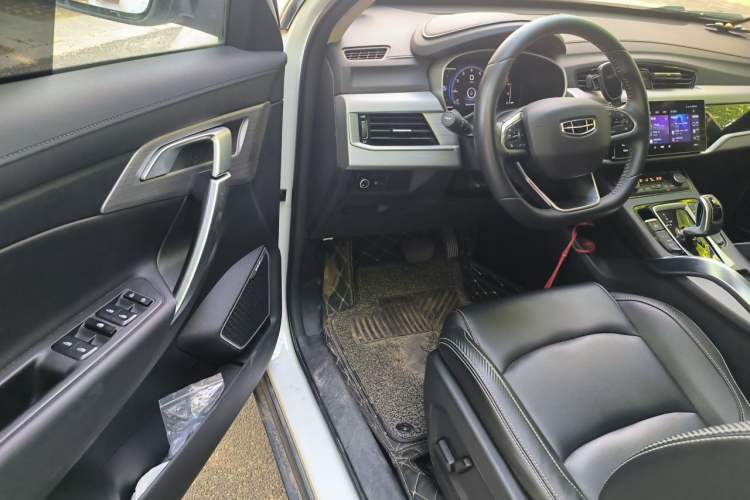 Used Geely Auto Emgrand X7 Sport 2021 Million Edition 1.8TD DCT Two-Wheel Drive Luxury Model Driver Seat
