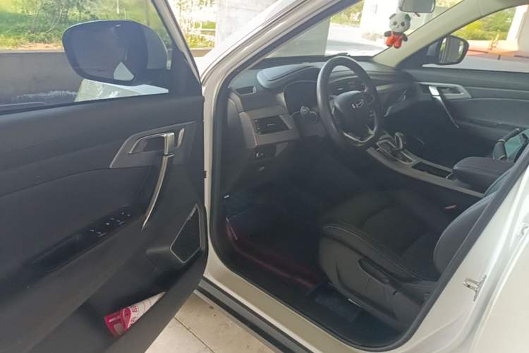 Used Geely Auto Emgrand X7 Sport 2021 Million Edition 1.8TD DCT Two-Wheel Drive Comfort Model Driver Seat