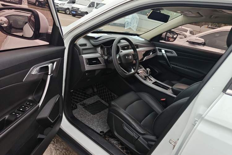Used Geely Auto Emgrand X7 Sport 2021 Million Edition 1.8TD DCT Two-Wheel Drive Comfort Model Driver Seat