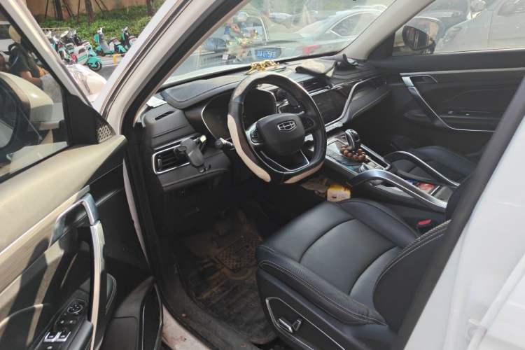 Used Geely Auto Emgrand X7 Sport 2021 Million Edition 1.8TD DCT Two-Wheel Drive Luxury Model Driver Seat