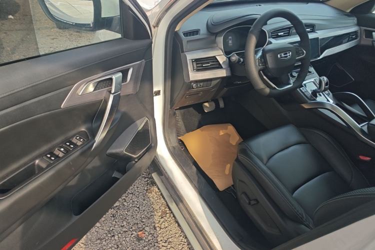 Used Geely Auto Emgrand X7 Sport 2021 Million Edition 1.8TD DCT Two-Wheel Drive Luxury Model Driver Seat