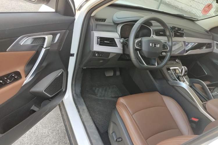 Used Geely Auto Emgrand X7 Sport 2021 1.8TD DCT Two-Wheel Drive Asian Games Edition Driver Seat
