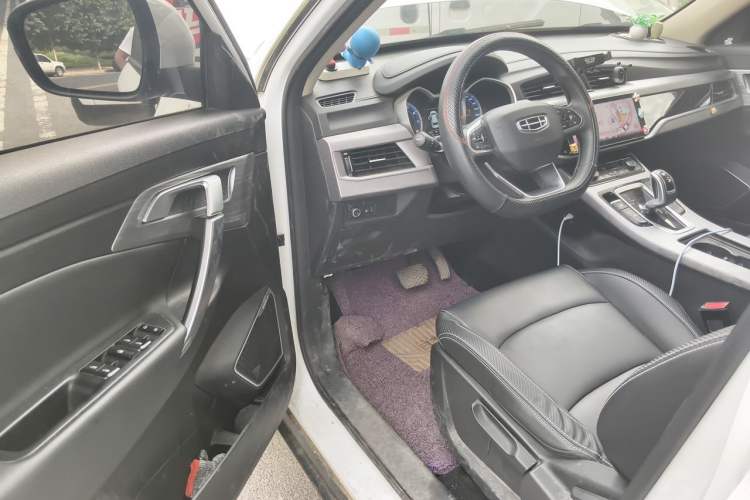 Used Geely Auto Emgrand X7 Sport 2021 Million Edition 1.8TD DCT Two-Wheel Drive Comfort Model Driver Seat