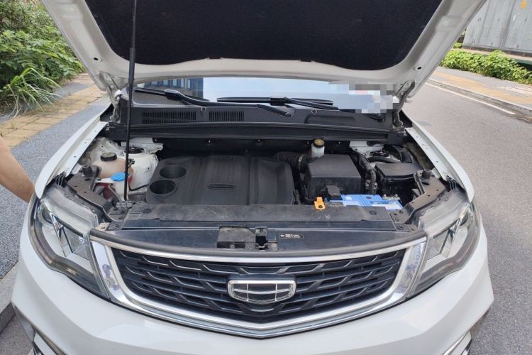 Used Geely Auto Emgrand X7 Sport 2021 Million Edition 1.8TD DCT Two-Wheel Drive Comfort Model Engine Bay
