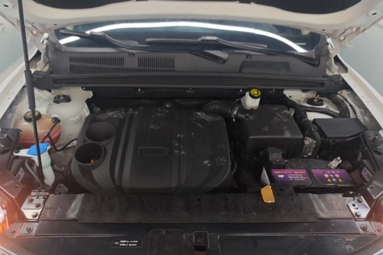 Used Geely Auto Emgrand X7 Sport 2021 Million Edition 1.8TD DCT Two-Wheel Drive Comfort Model Engine Bay
