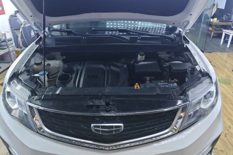 Used Geely Auto Emgrand X7 Sport 2021 Million Edition 1.8TD DCT Two-Wheel Drive Comfort Model Engine Bay