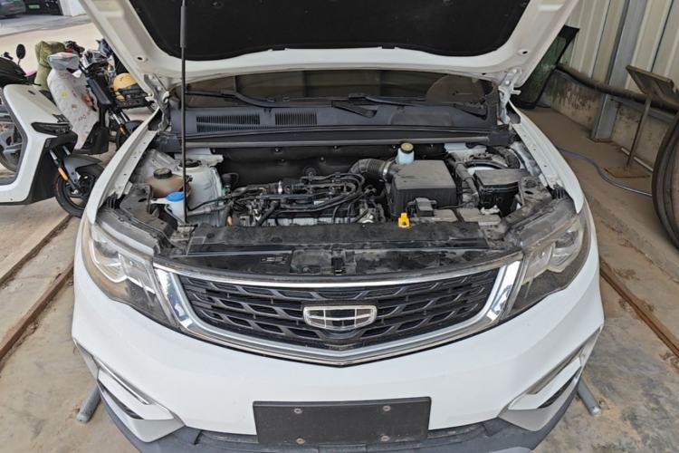 Used Geely Auto Emgrand X7 Sport 2021 Million Edition 1.8TD DCT Two-Wheel Drive Luxury Model Engine Bay