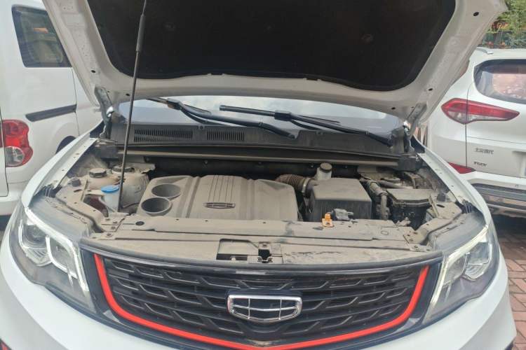 Used Geely Auto Emgrand X7 Sport 2021 Million Edition 1.8TD DCT Two-Wheel Drive Luxury Model Engine Bay