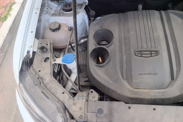 Used Geely Auto Emgrand X7 Sport 2021 Million Edition 1.8TD DCT Two-Wheel Drive Luxury Model Engine Bay Right