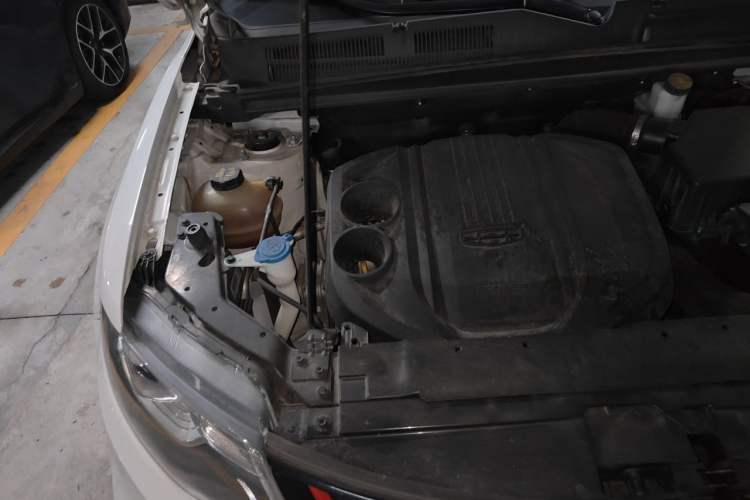 Used Geely Auto Emgrand X7 Sport 2021 1.8TD DCT Two-Wheel Drive Asian Games Comfort Edition Engine Bay Right