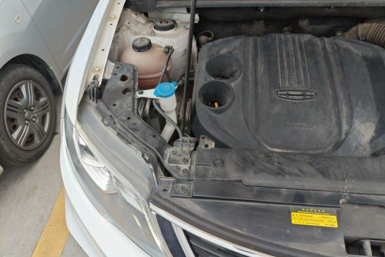 Used Geely Auto Emgrand X7 Sport 2021 Million Edition 1.8TD DCT Two-Wheel Drive Luxury Model Engine Bay Right