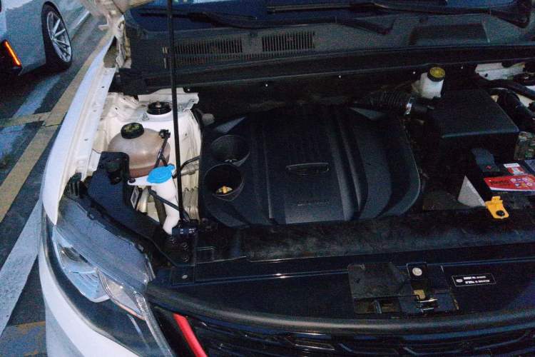 Used Geely Auto Emgrand X7 Sport 2021 1.8TD DCT Two-Wheel Drive Asian Games Edition Engine Bay Right