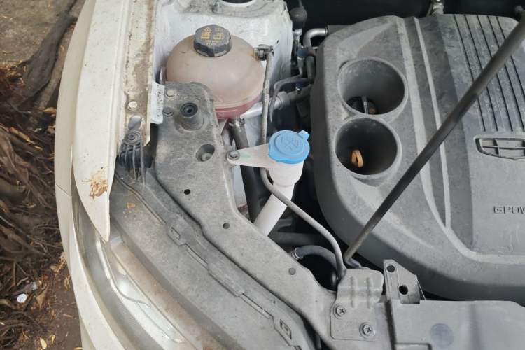 Used Geely Auto Emgrand X7 Sport 2021 1.8TD DCT Two-Wheel Drive Asian Games Edition Engine Bay Right
