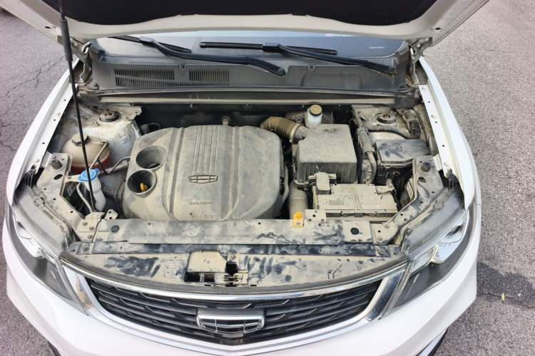 Used Geely Auto Emgrand X7 Sport 2021 Million Edition 1.8TD DCT Two-Wheel Drive Luxury Model Engine Bay