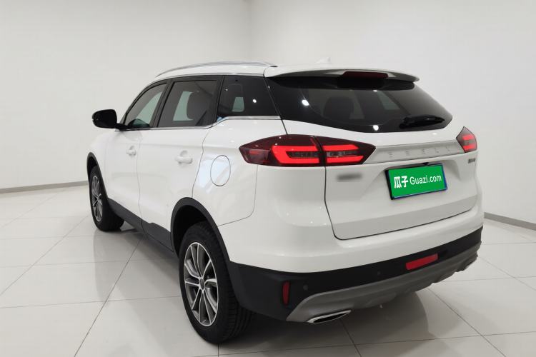 Used Geely Auto Emgrand X7 Sport 2021 Million Edition 1.8TD DCT Two-Wheel Drive Luxury Model Exterior 2