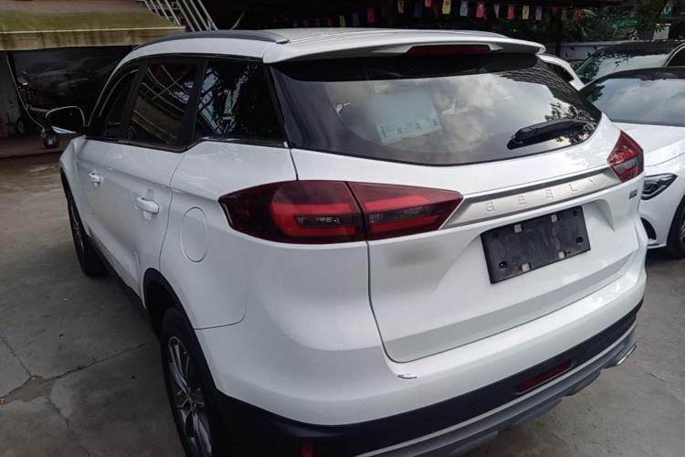 Used Geely Auto Emgrand X7 Sport 2021 Million Edition 1.8TD DCT Two-Wheel Drive Luxury Model Exterior 2