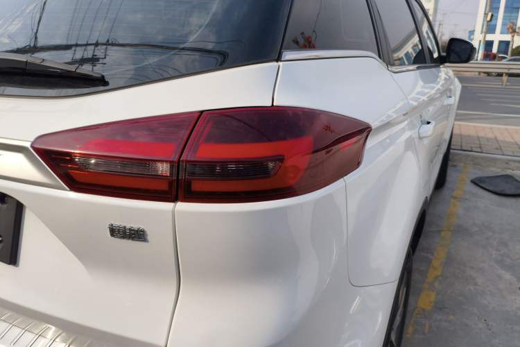 Used Geely Auto Emgrand X7 Sport 2021 1.8TD DCT Two-Wheel Drive Asian Games Comfort Edition Exterior 3