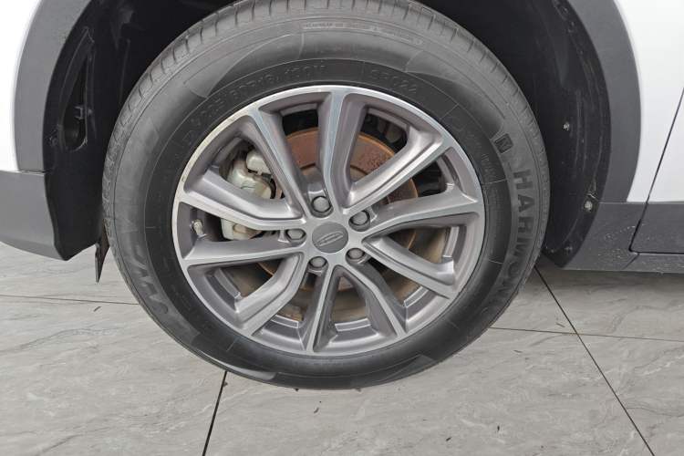 Used Geely Auto Emgrand X7 Sport 2021 Million Edition 1.8TD DCT Two-Wheel Drive Comfort Model Exterior 4