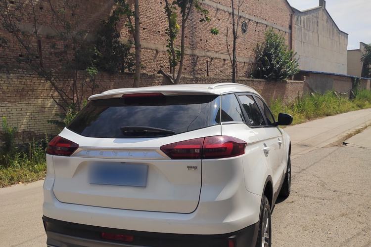 Used Geely Auto Emgrand X7 Sport 2021 Million Edition 1.8TD DCT Two-Wheel Drive Luxury Model Exterior 5