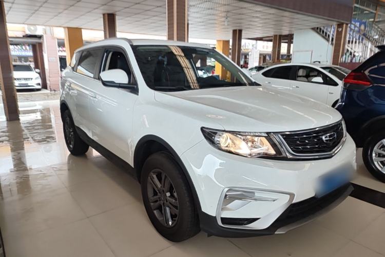 Used Geely Auto Emgrand X7 Sport 2021 Million Edition 1.8TD Manual Two-Wheel Drive Comfort Model Front Right 45 Deg