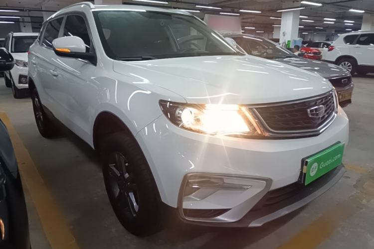 Used Geely Auto Emgrand X7 Sport 2021 Million Edition 1.8TD Manual Two-Wheel Drive Comfort Model Front Right 45 Deg