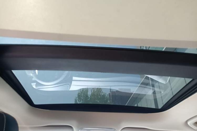 Used Geely Auto Emgrand X7 Sport 2021 1.8TD DCT Two-Wheel Drive Asian Games Comfort Edition Headliner