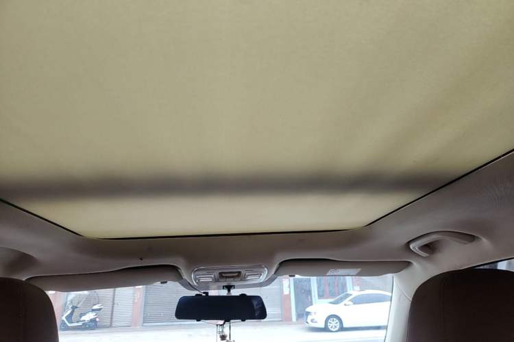 Used Geely Auto Emgrand X7 Sport 2021 1.8TD Manual Two-Wheel Drive Asian Games Edition Headliner