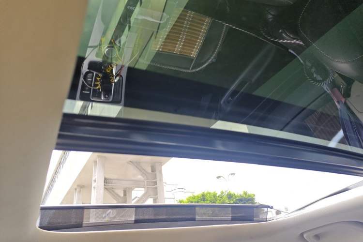 Used Geely Auto Emgrand X7 Sport 2021 1.8TD DCT Two-Wheel Drive Asian Games Comfort Edition Headliner