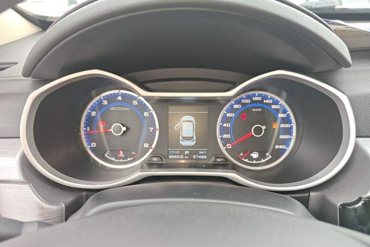 Used Geely Auto Emgrand X7 Sport 2021 Million Edition 1.8TD DCT Two-Wheel Drive Comfort Model Instrument Cluster