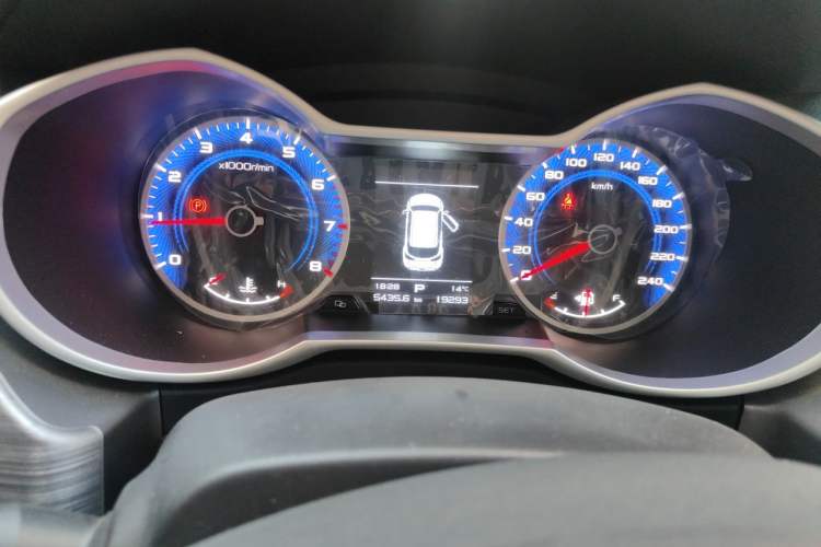 Used Geely Auto Emgrand X7 Sport 2021 Million Edition 1.8TD DCT Two-Wheel Drive Comfort Model Instrument Cluster