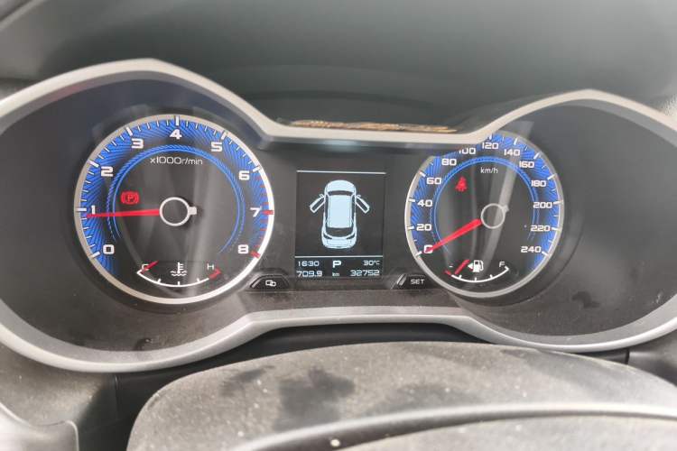 Used Geely Auto Emgrand X7 Sport 2021 Million Edition 1.8TD DCT Two-Wheel Drive Comfort Model Instrument Cluster