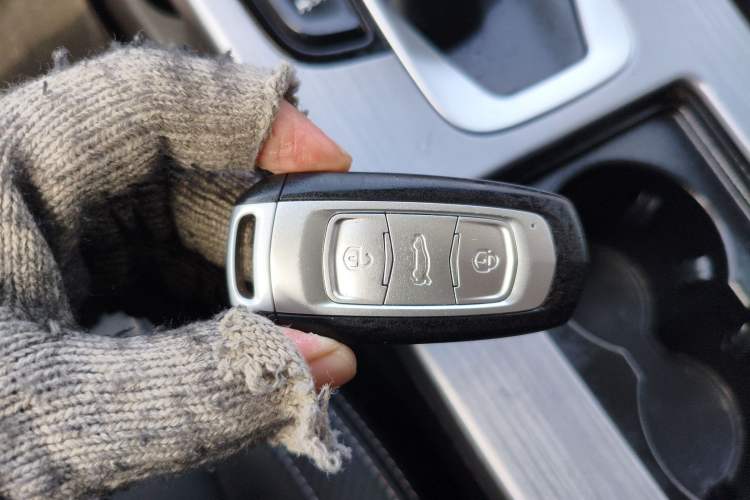 Used Geely Auto Emgrand X7 Sport 2021 1.8TD DCT Two-Wheel Drive Asian Games Comfort Edition Interior 1