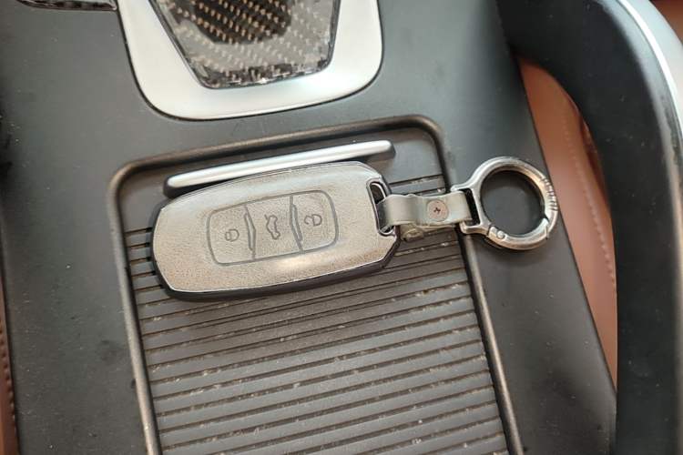 Used Geely Auto Emgrand X7 Sport 2021 1.8TD DCT Two-Wheel Drive Asian Games Edition Interior 1