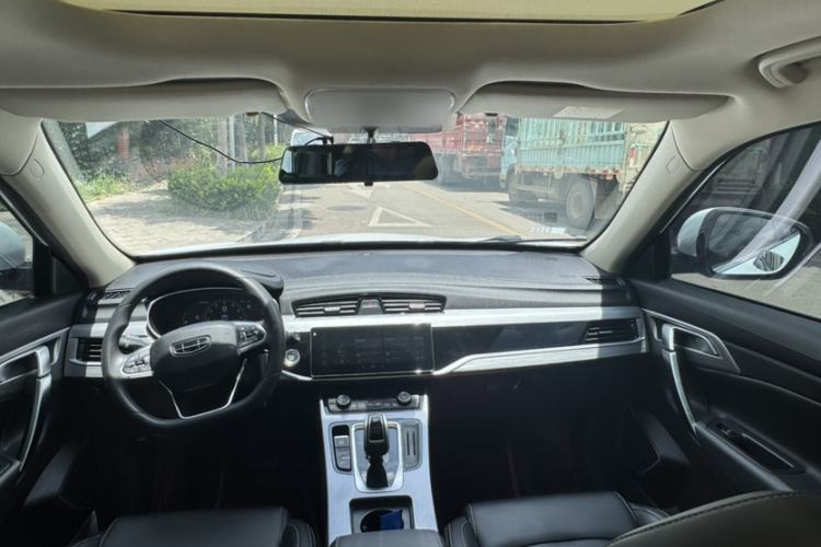 Used Geely Auto Emgrand X7 Sport 2021 1.8TD DCT Two-Wheel Drive Asian Games Comfort Edition Interior 1
