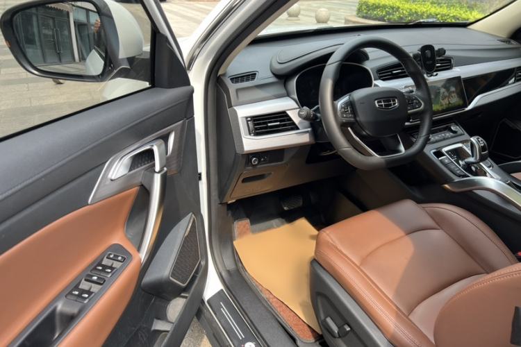 Used Geely Auto Emgrand X7 Sport 2021 1.8TD DCT Two-Wheel Drive Asian Games Edition Interior 2