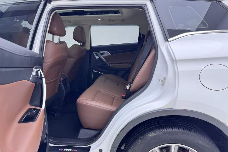 Used Geely Auto Emgrand X7 Sport 2021 1.8TD DCT Two-Wheel Drive Asian Games Edition Interior 2