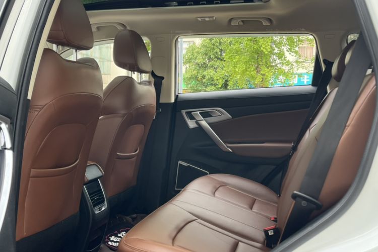 Used Geely Auto Emgrand X7 Sport 2021 1.8TD DCT Two-Wheel Drive Asian Games Edition Interior 5