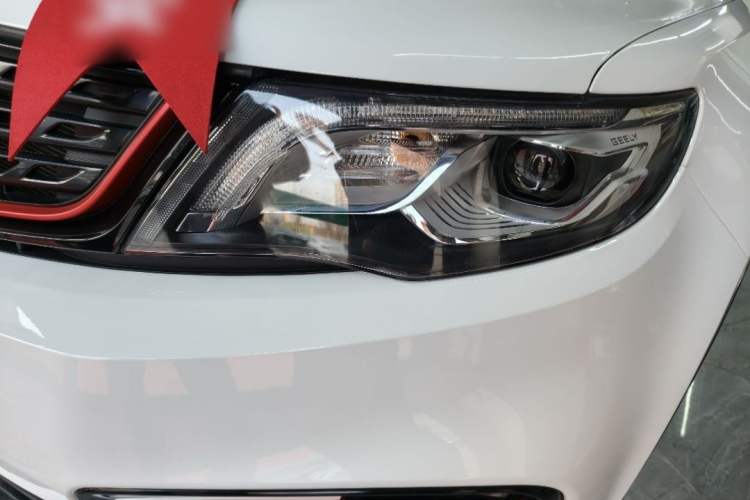 Used Geely Auto Emgrand X7 Sport 2021 1.8TD DCT Two-Wheel Drive Asian Games Edition Left Front Headlight