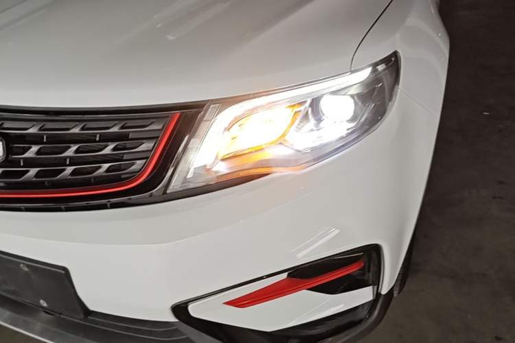 Used Geely Auto Emgrand X7 Sport 2021 1.8TD DCT Two-Wheel Drive Asian Games Edition Left Front Headlight