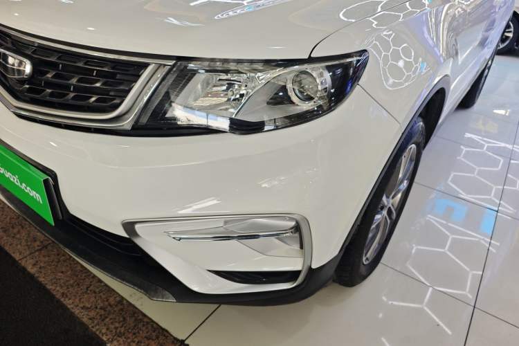 Used Geely Auto Emgrand X7 Sport 2021 Million Edition 1.8TD DCT Two-Wheel Drive Comfort Model Left Front Headlight