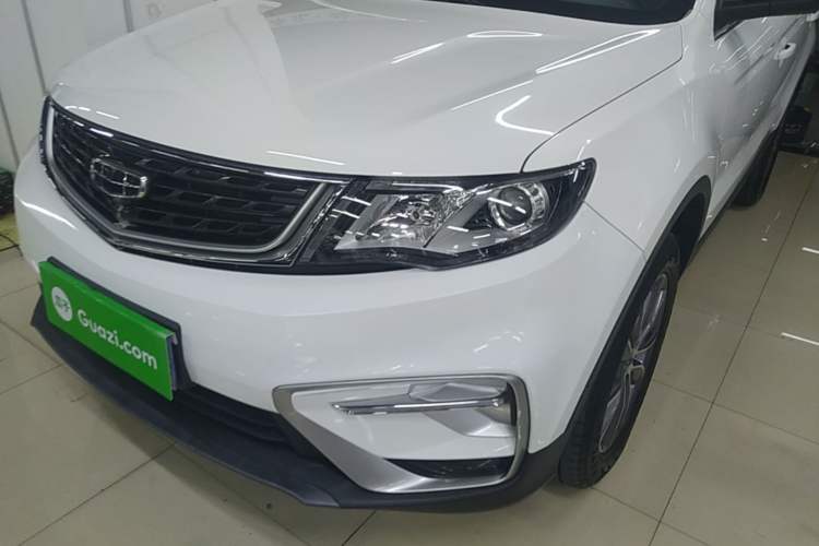 Used Geely Auto Emgrand X7 Sport 2021 Million Edition 1.8TD DCT Two-Wheel Drive Comfort Model Left Front Headlight