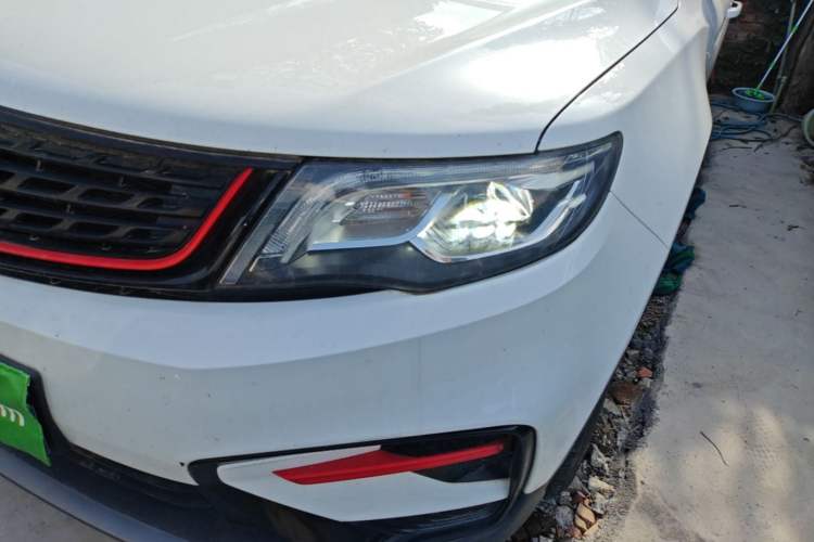 Used Geely Auto Emgrand X7 Sport 2021 1.8TD DCT Two-Wheel Drive Asian Games Edition Left Front Headlight