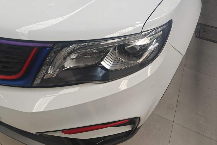 Used Geely Auto Emgrand X7 Sport 2021 1.8TD DCT Two-Wheel Drive Asian Games Edition Left Front Headlight