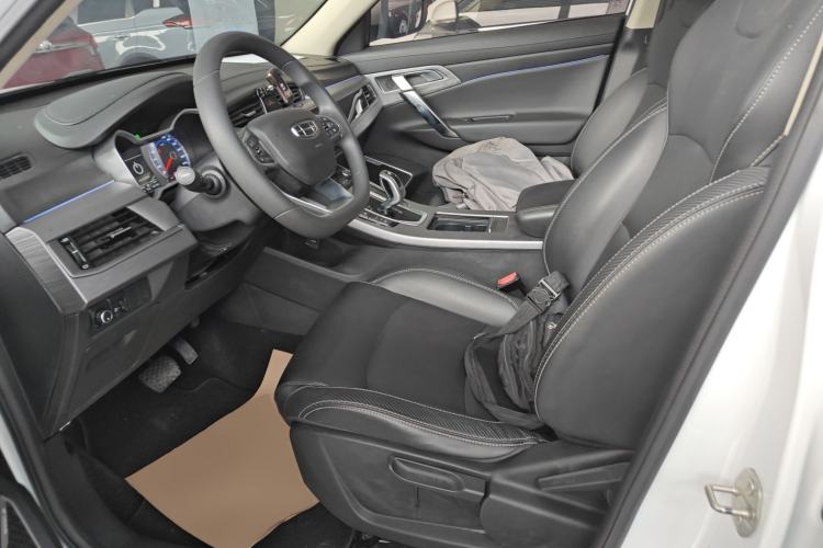 Used Geely Auto Emgrand X7 Sport 2021 Million Edition 1.8TD DCT Two-Wheel Drive Comfort Model Left Front Seat