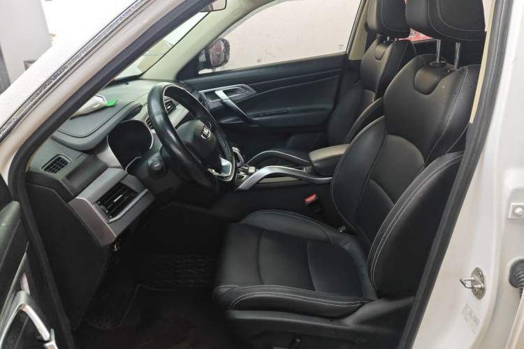 Used Geely Auto Emgrand X7 Sport 2021 Million Edition 1.8TD DCT Two-Wheel Drive Comfort Model Left Front Seat