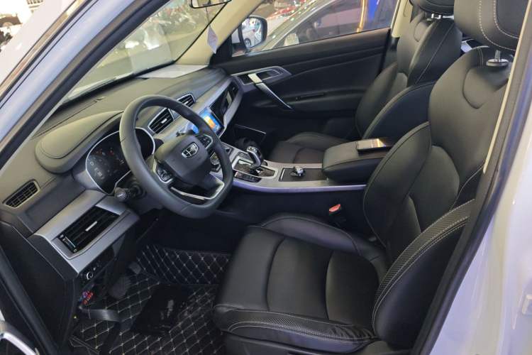 Used Geely Auto Emgrand X7 Sport 2021 Million Edition 1.8TD DCT Two-Wheel Drive Comfort Model Left Front Seat